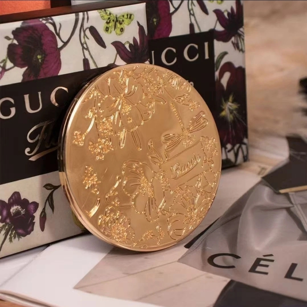 GOLD-Gucci Gold Floral Embossed Compact Mirror - Picture 2 of 5